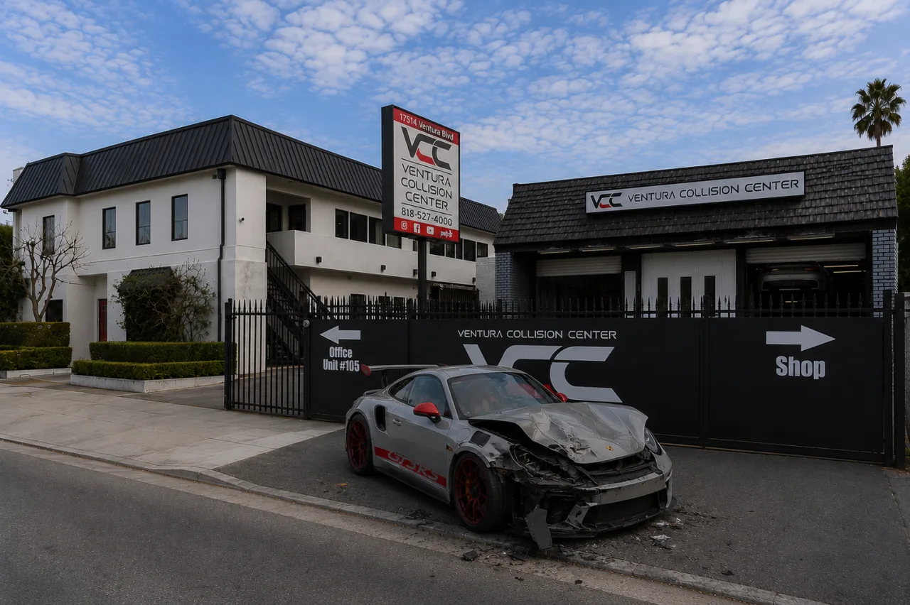 Porsche 911 GT3 RS before repair showing collision damage